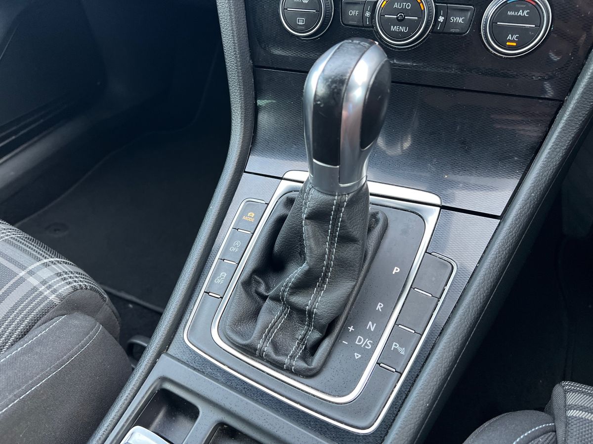 Used Volkswagen Golf 2014 for sale - 76888697: Photo 35