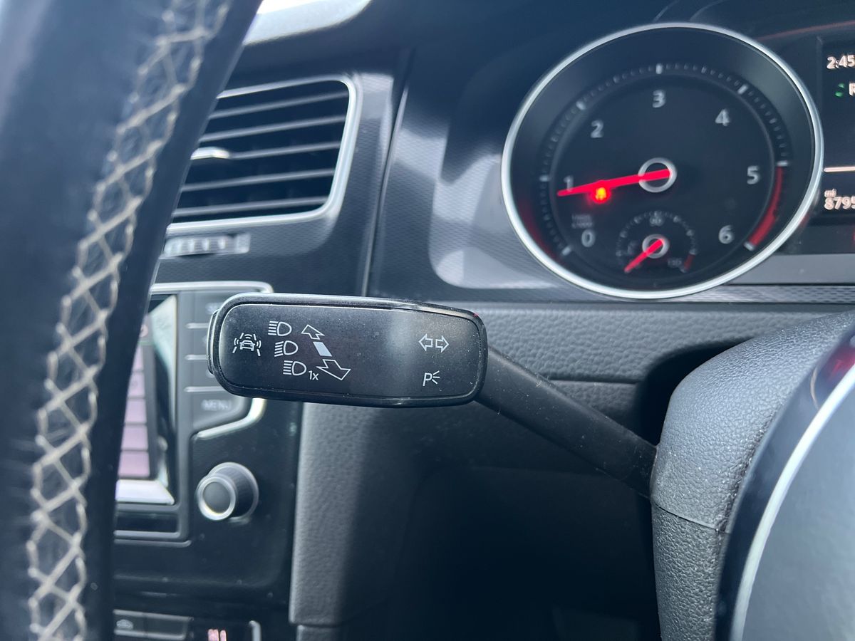 Used Volkswagen Golf 2014 for sale - 76888697: Photo 38