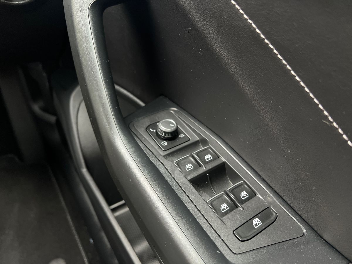 Used Volkswagen T-Roc 2023 for sale - 76568134: Photo 28