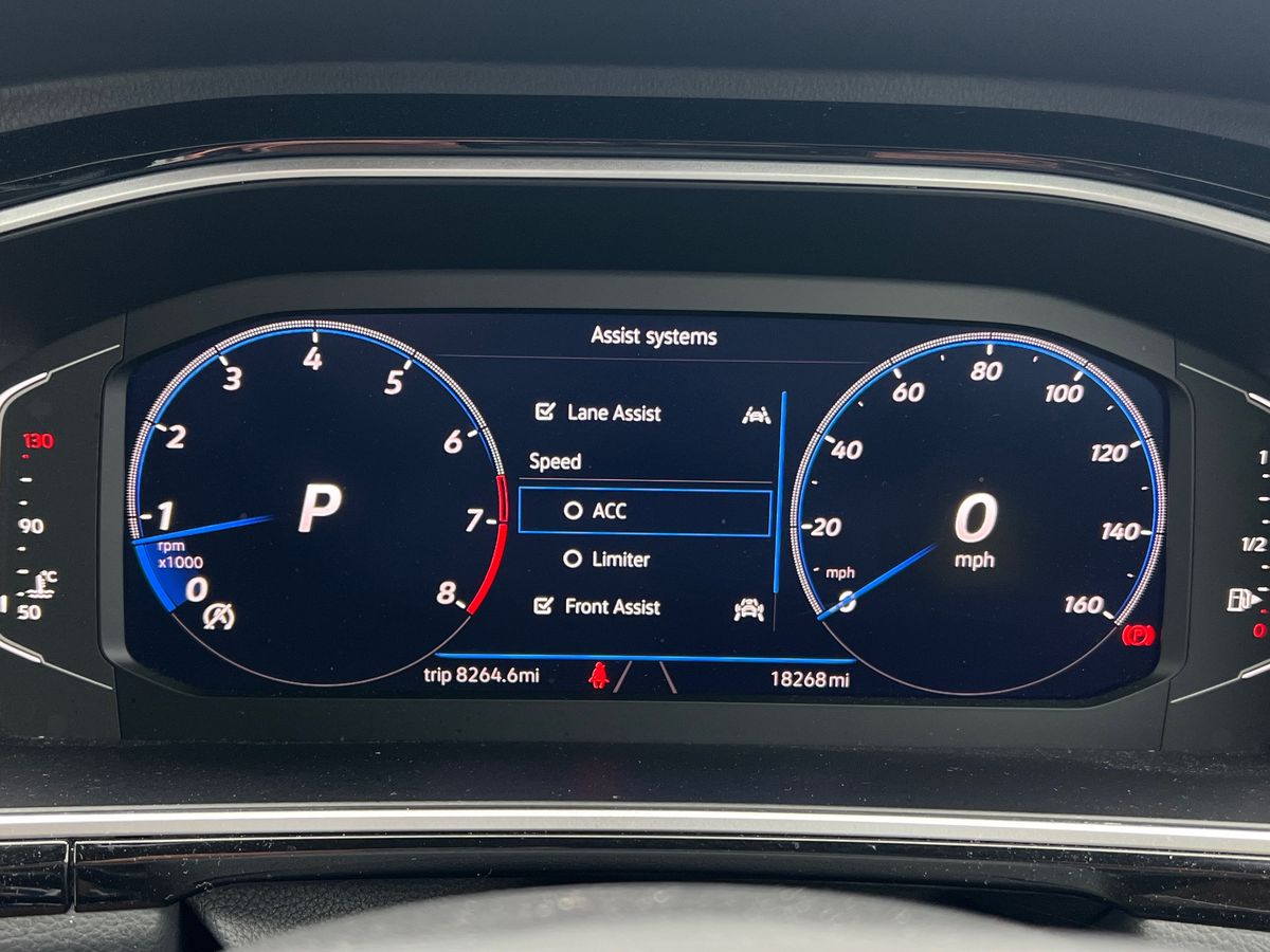 Used Volkswagen T-Roc 2023 for sale - 76568134: Photo 32