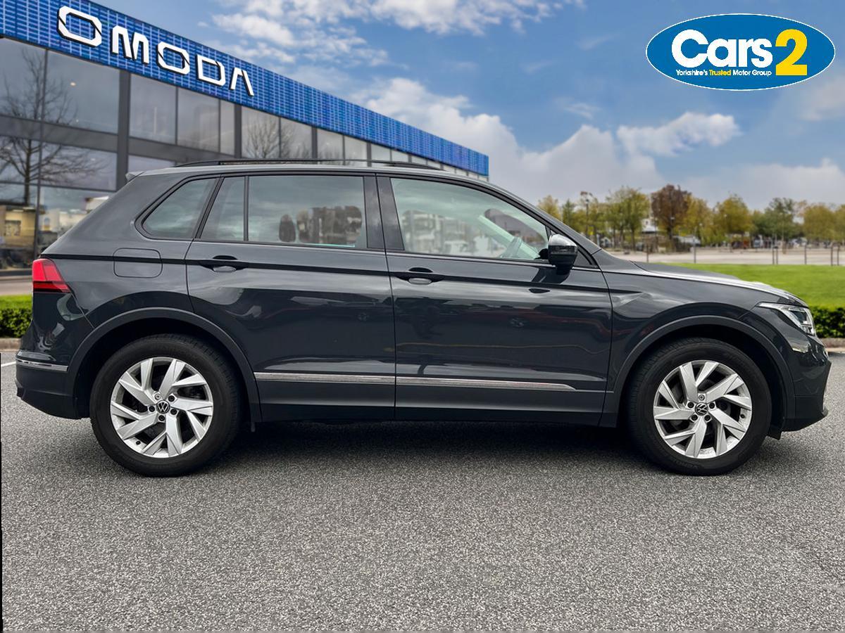Used Volkswagen Tiguan 2022 for sale - 76567912: Photo 2