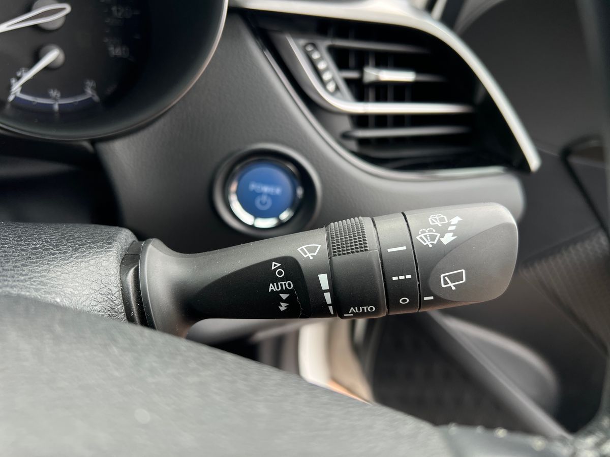 Used Toyota C-HR 2023 for sale - 77833415: Photo 31