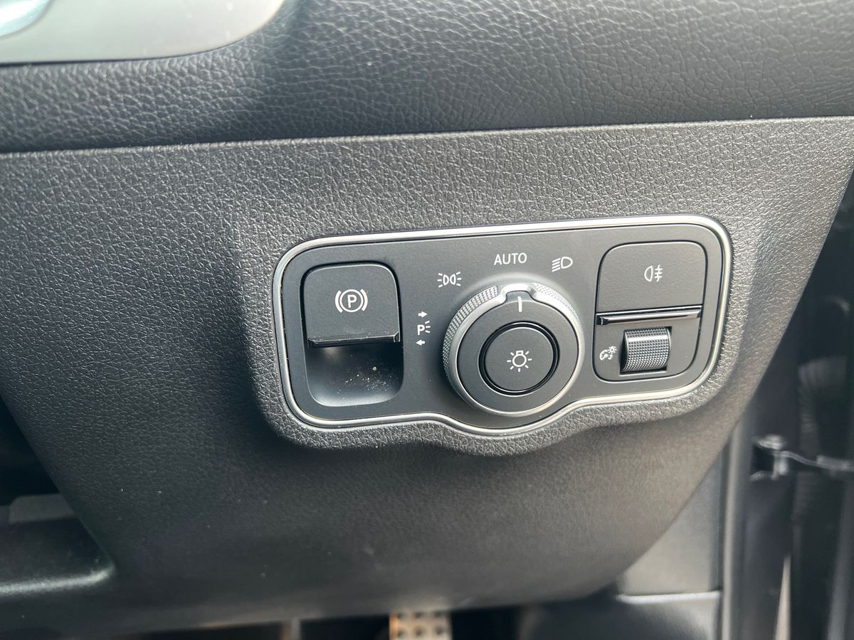 Used Mercedes-Benz GLB 2022 for sale - 78117865: Photo 28