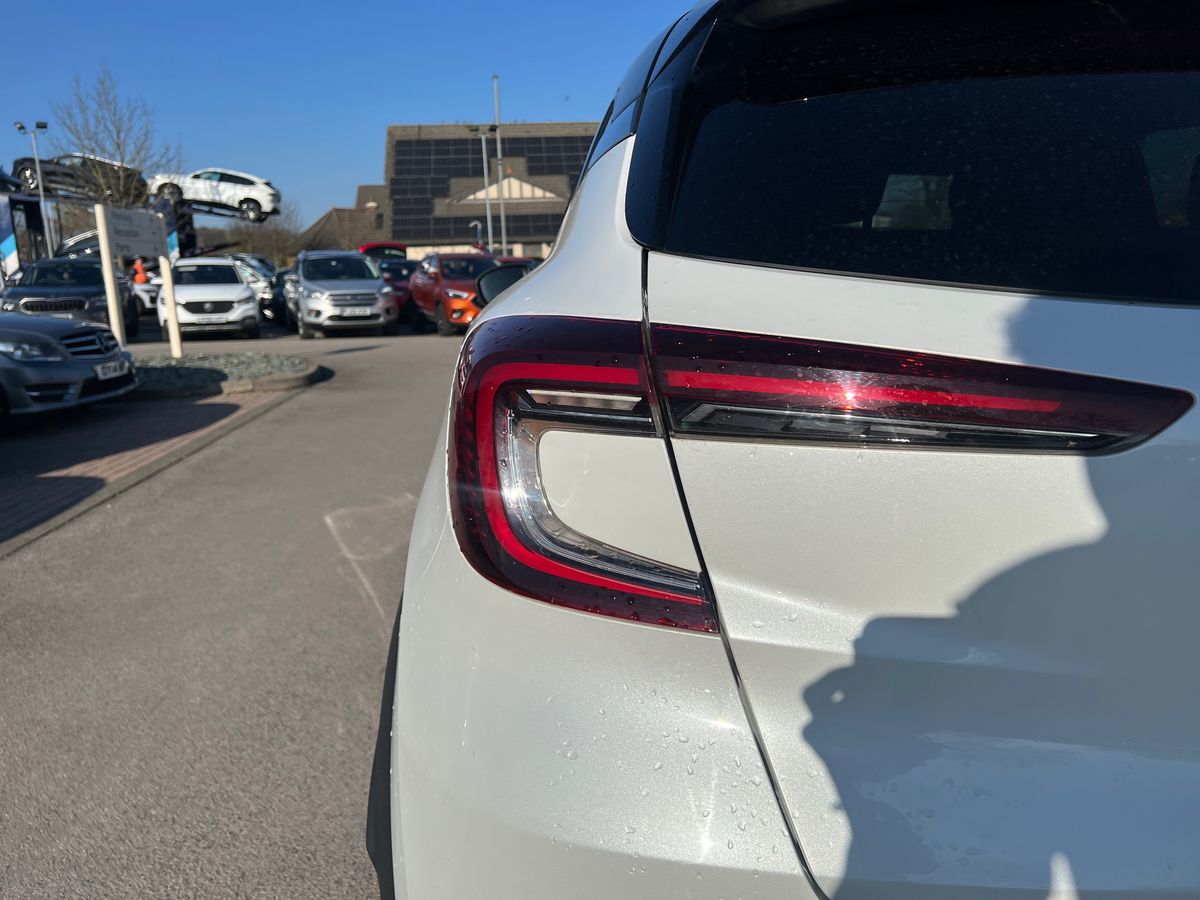 Used Renault Captur 2021 for sale - 77771142: Photo 21