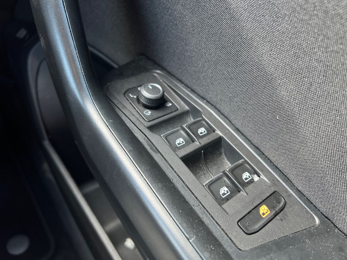 Used Volkswagen T-Roc 2021 for sale - 76568053: Photo 30