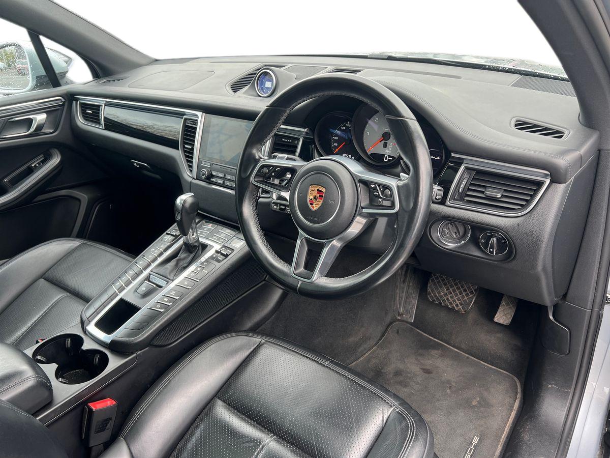 Used Porsche Macan 2016 for sale - 78211973: Photo 10