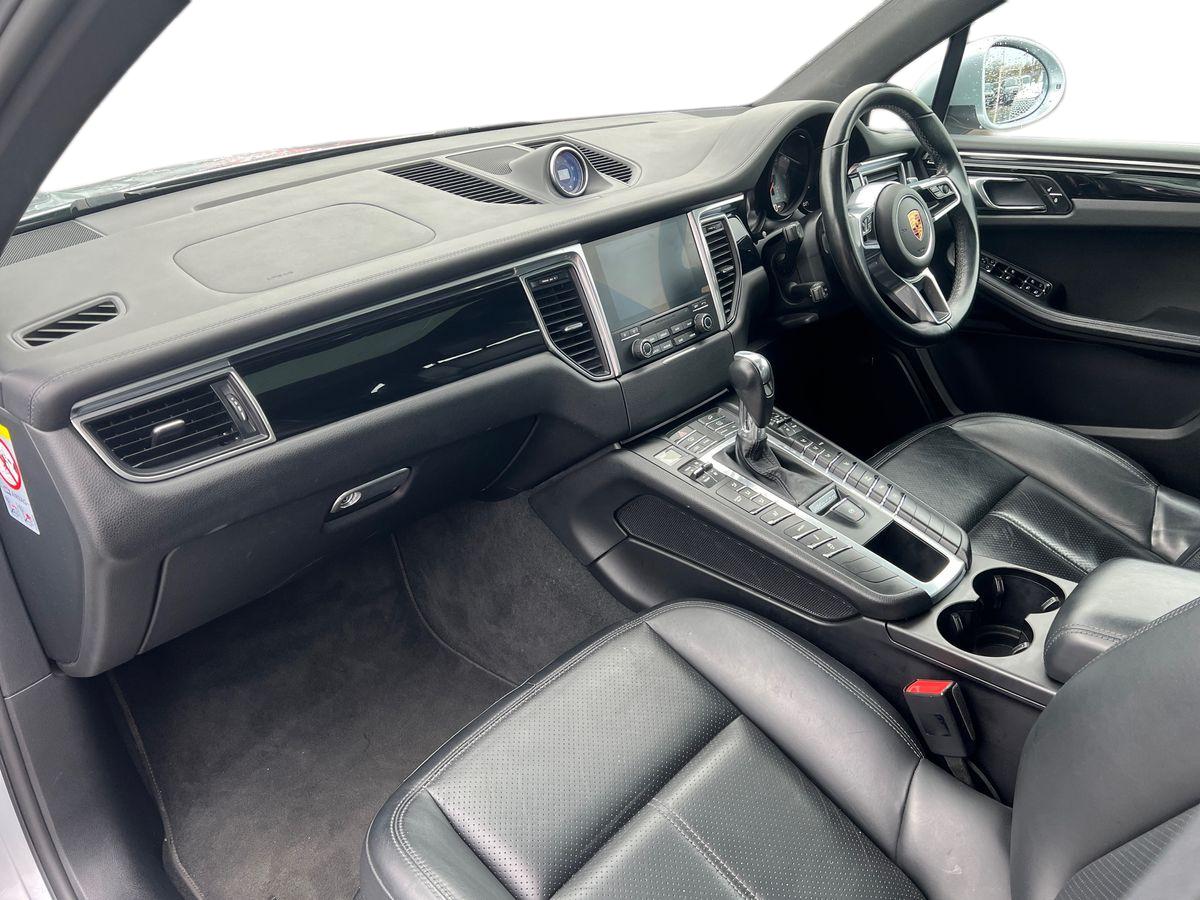 Used Porsche Macan 2016 for sale - 78211973: Photo 15