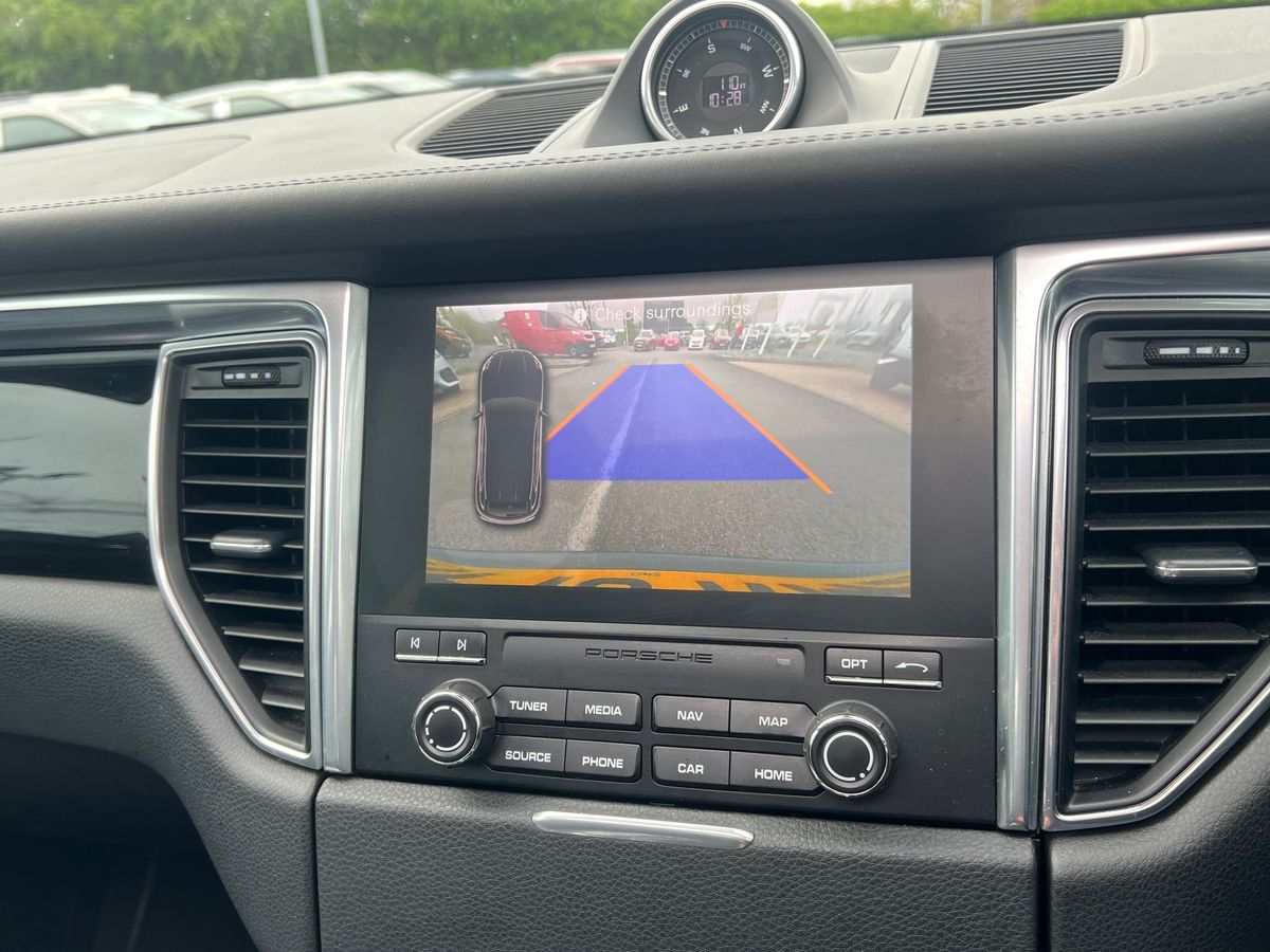 Used Porsche Macan 2016 for sale - 78211973: Photo 19