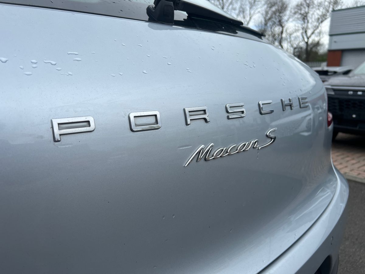 Used Porsche Macan 2016 for sale - 78211973: Photo 23