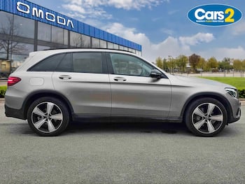 Used Mercedes-Benz GLC 2019 for sale - 79620203: Photo