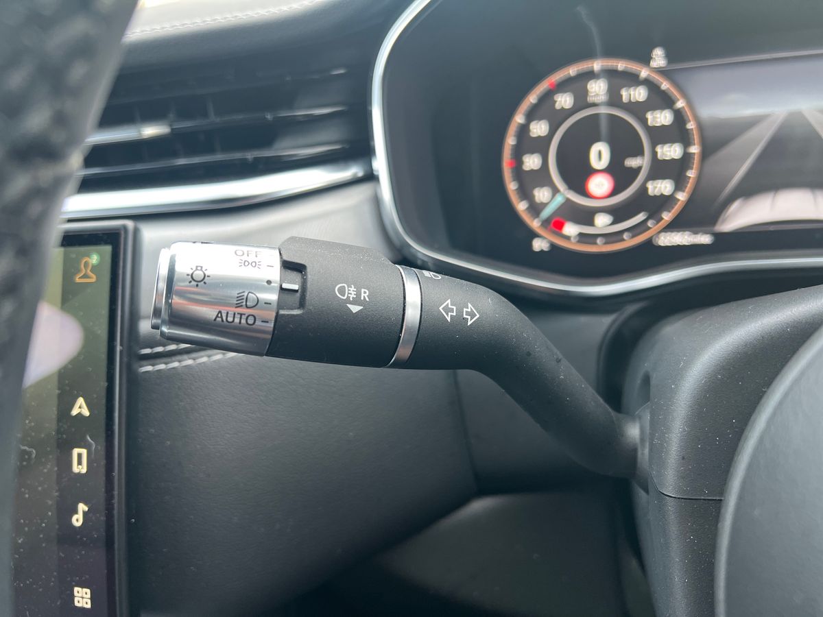 Used Jaguar XF 2021 for sale - 76842193: Photo 32