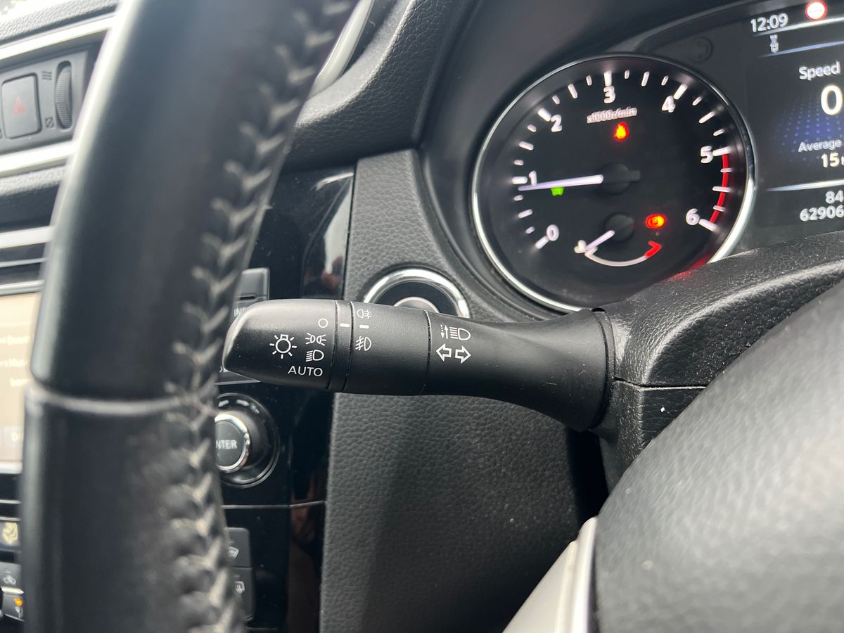 Used Nissan Qashqai 2016 for sale - 76954434: Photo 24