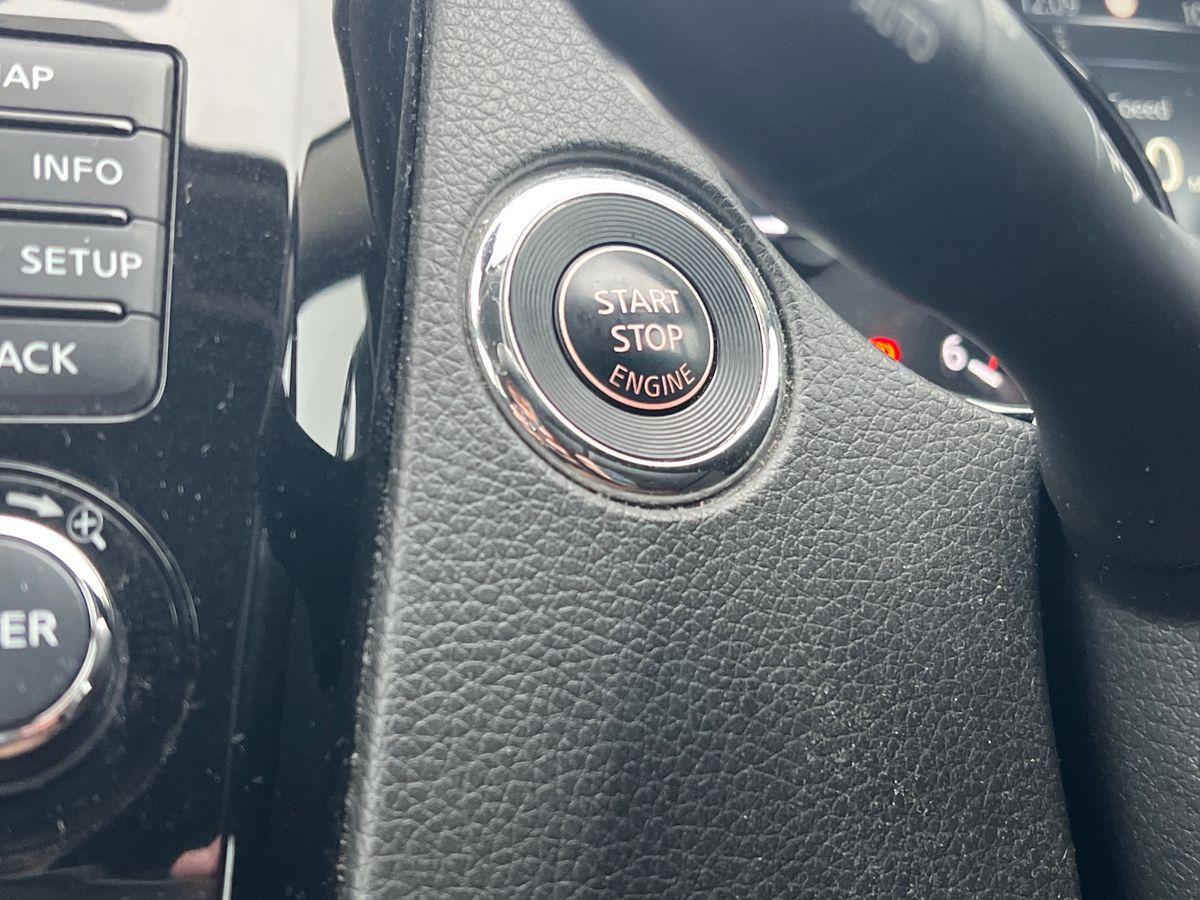 Used Nissan Qashqai 2016 for sale - 76954434: Photo 25