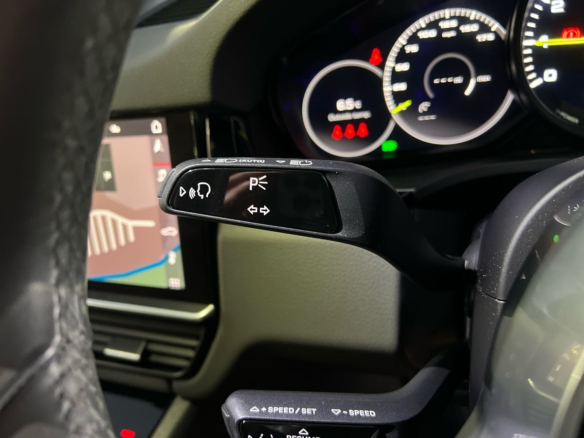 Used Porsche Cayenne 2021 for sale - 76609516: Photo 41