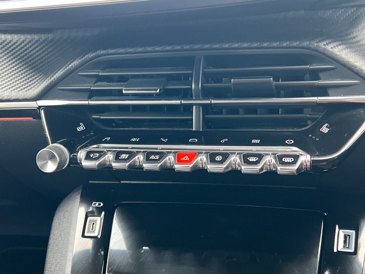 Used Peugeot 2008 2022 for sale - 76567987: Photo 27