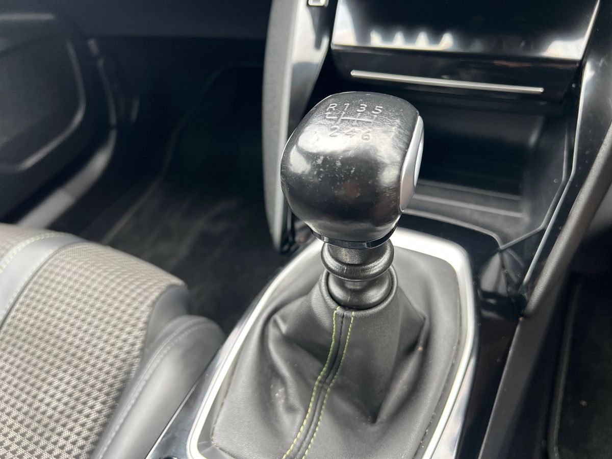 Used Peugeot 2008 2022 for sale - 76567987: Photo 28