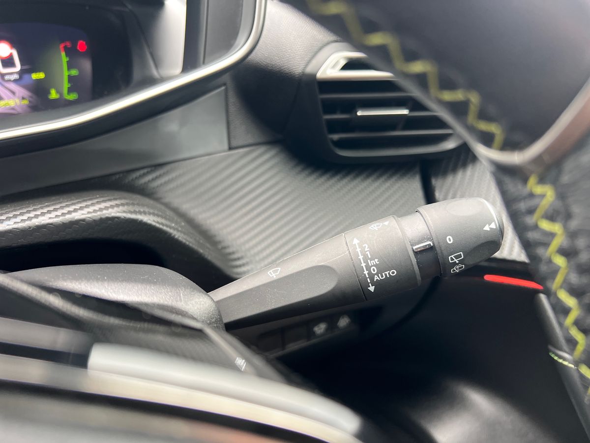 Used Peugeot 2008 2022 for sale - 76567987: Photo 30