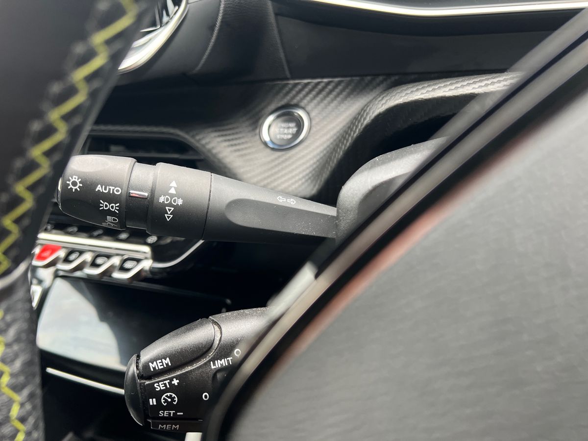 Used Peugeot 2008 2022 for sale - 76567987: Photo 31