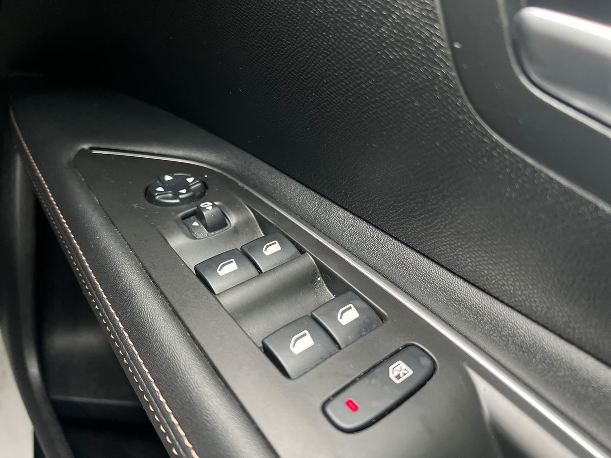 Used Peugeot 3008 2019 for sale - 76971424: Photo 36