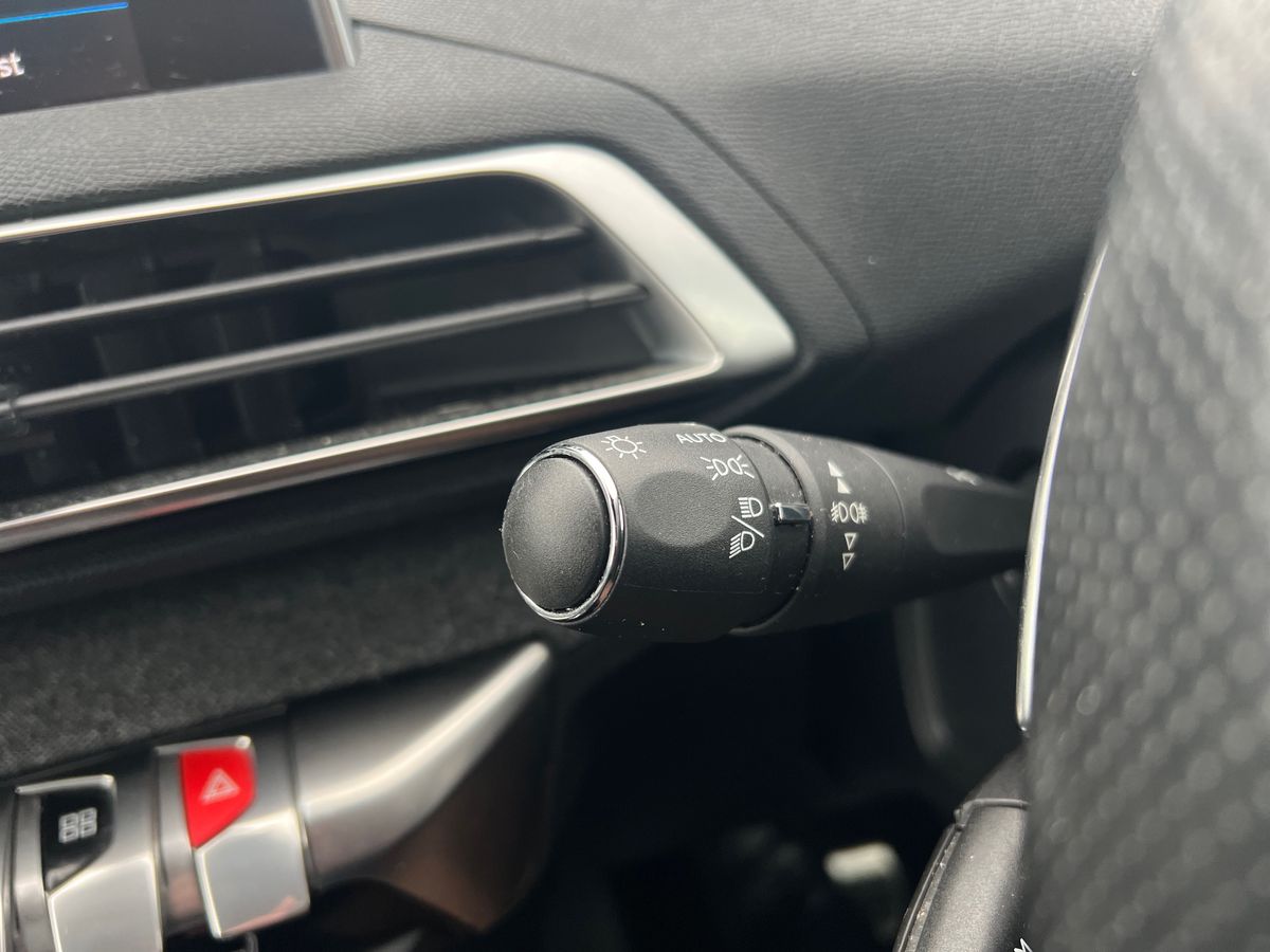 Used Peugeot 3008 2019 for sale - 76971424: Photo 37