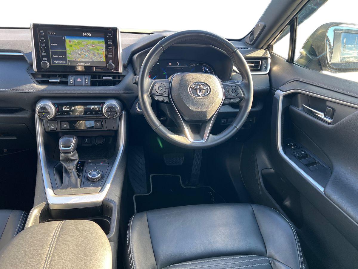 Used Toyota RAV4 2021 for sale - 76568063: Photo 12