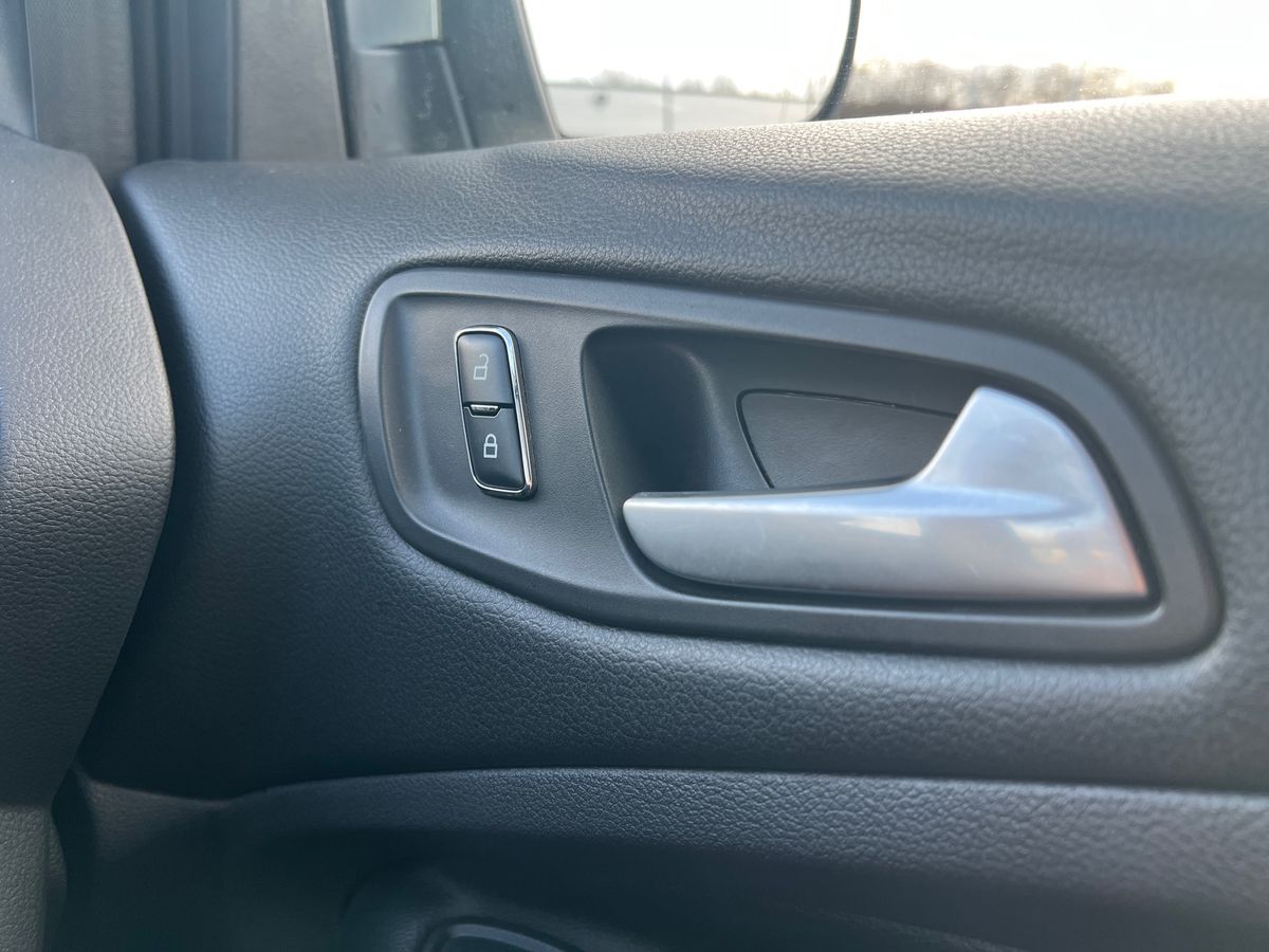 Used Ford Kuga 2016 for sale - 76842099: Photo 27