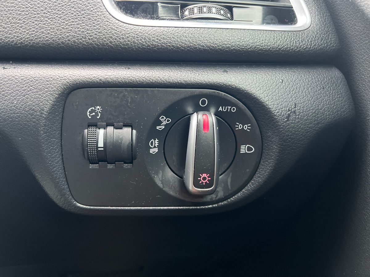 Used Audi Q3 2015 for sale - 76602898: Photo 27