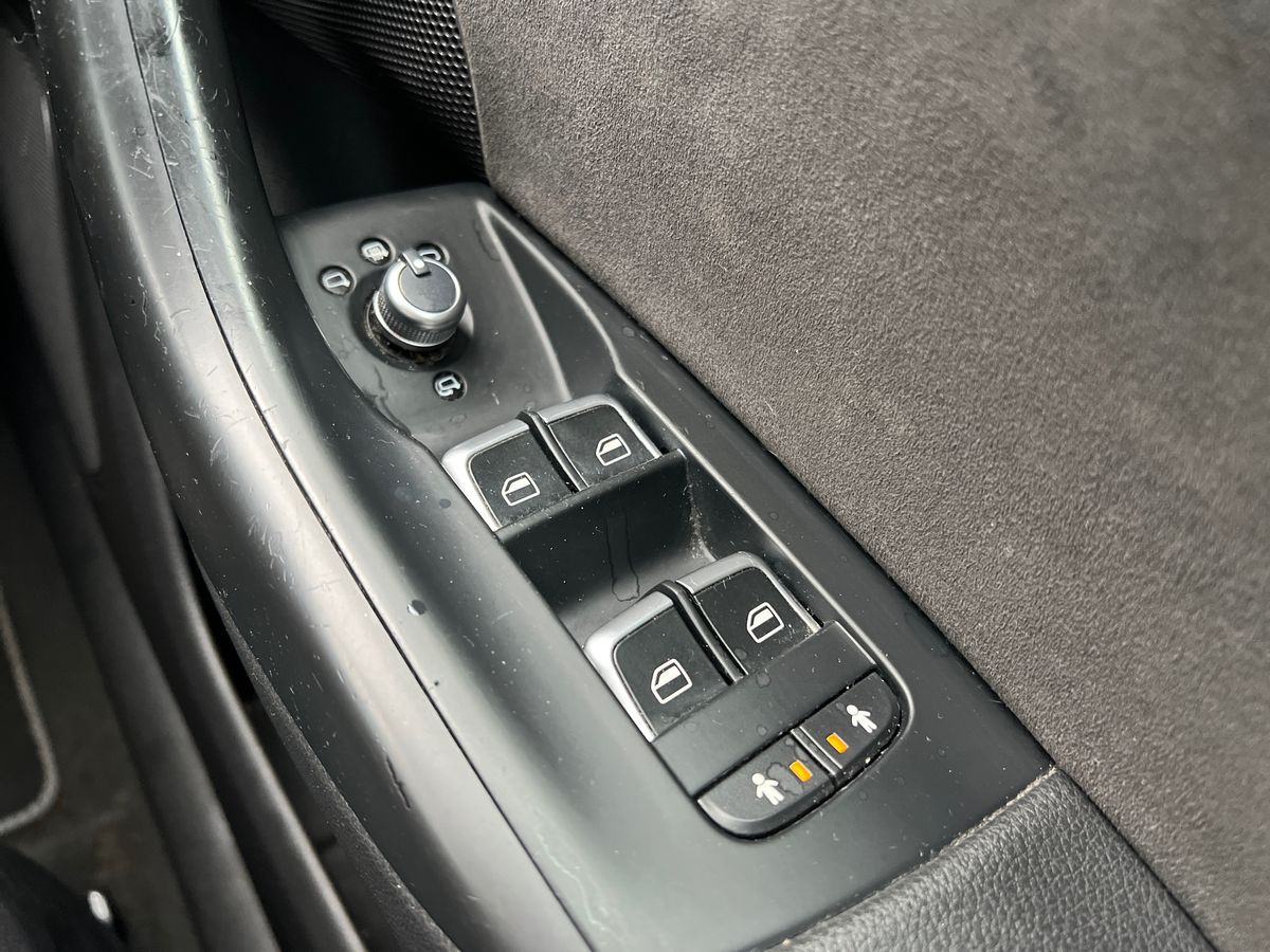 Used Audi Q3 2015 for sale - 76602898: Photo 28