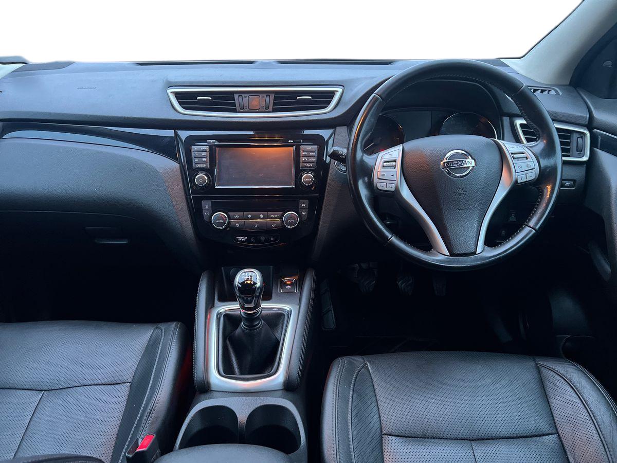 Used Nissan Qashqai 2017 for sale - 77434773: Photo 11