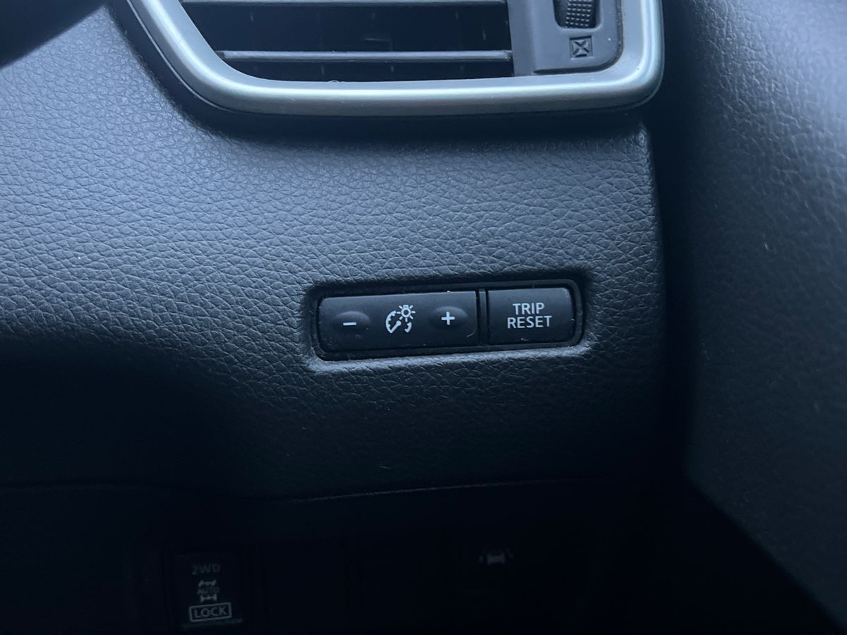 Used Nissan Qashqai 2017 for sale - 77434773: Photo 30