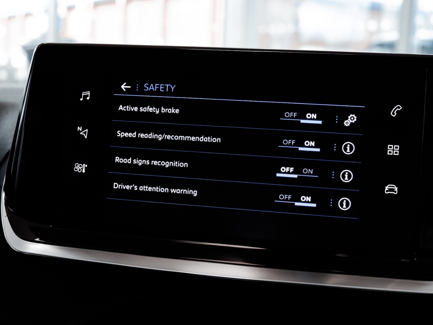 Used Peugeot 208 2021 for sale - 76567979: Photo 25