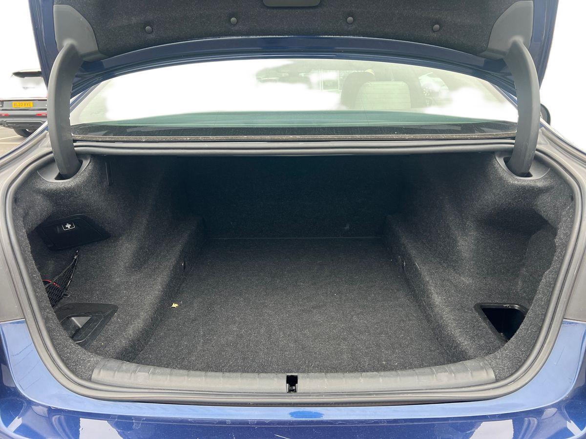 Used BMW 5 Series 2017 for sale - 76568033: Photo 18