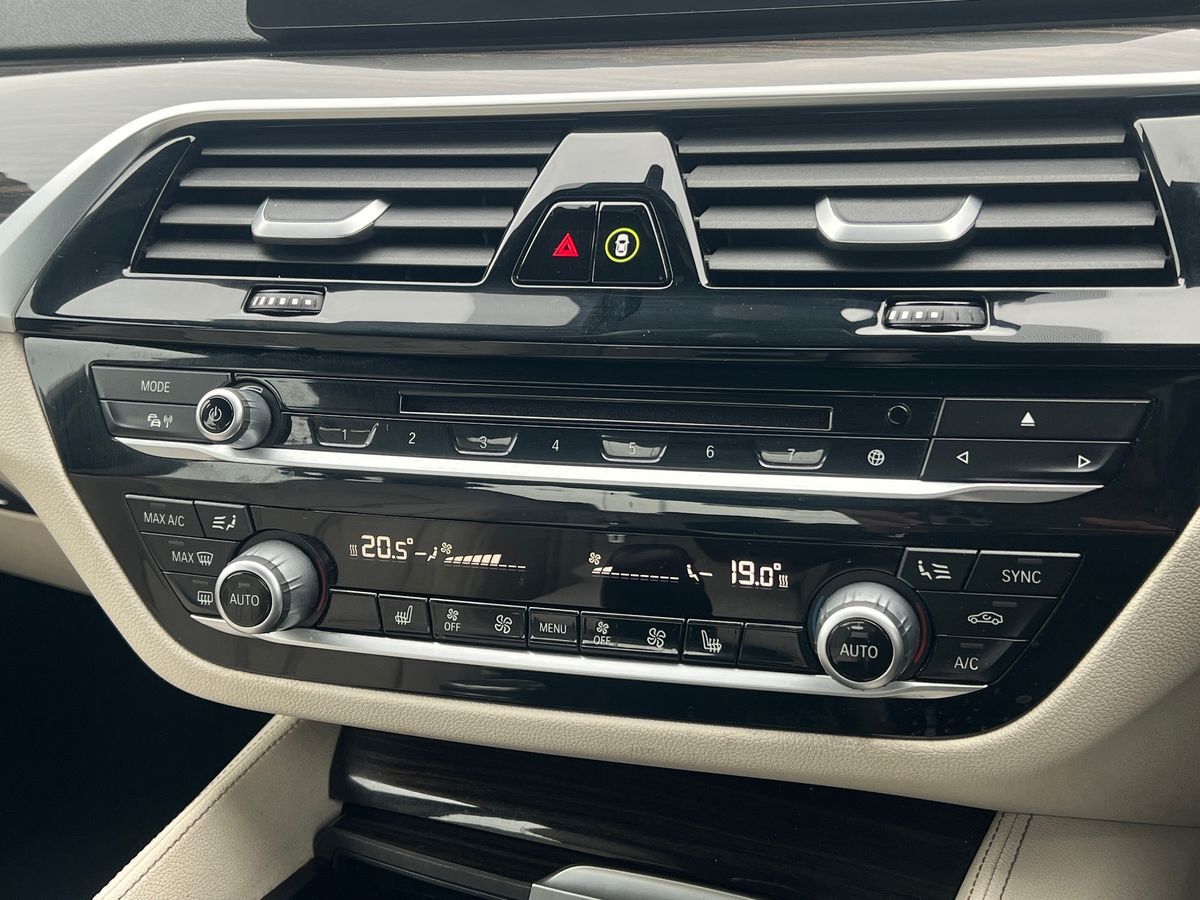 Used BMW 5 Series 2017 for sale - 76568033: Photo 25