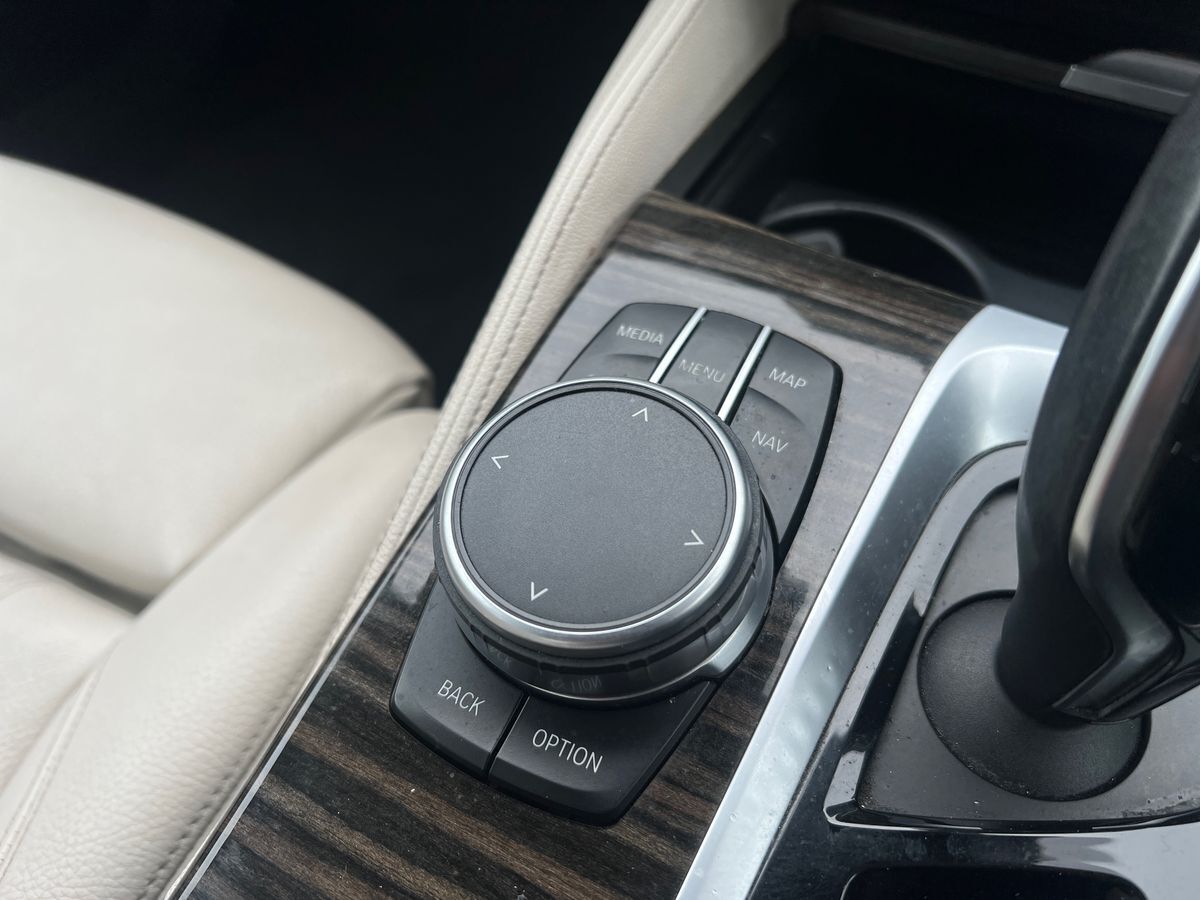 Used BMW 5 Series 2017 for sale - 76568033: Photo 27