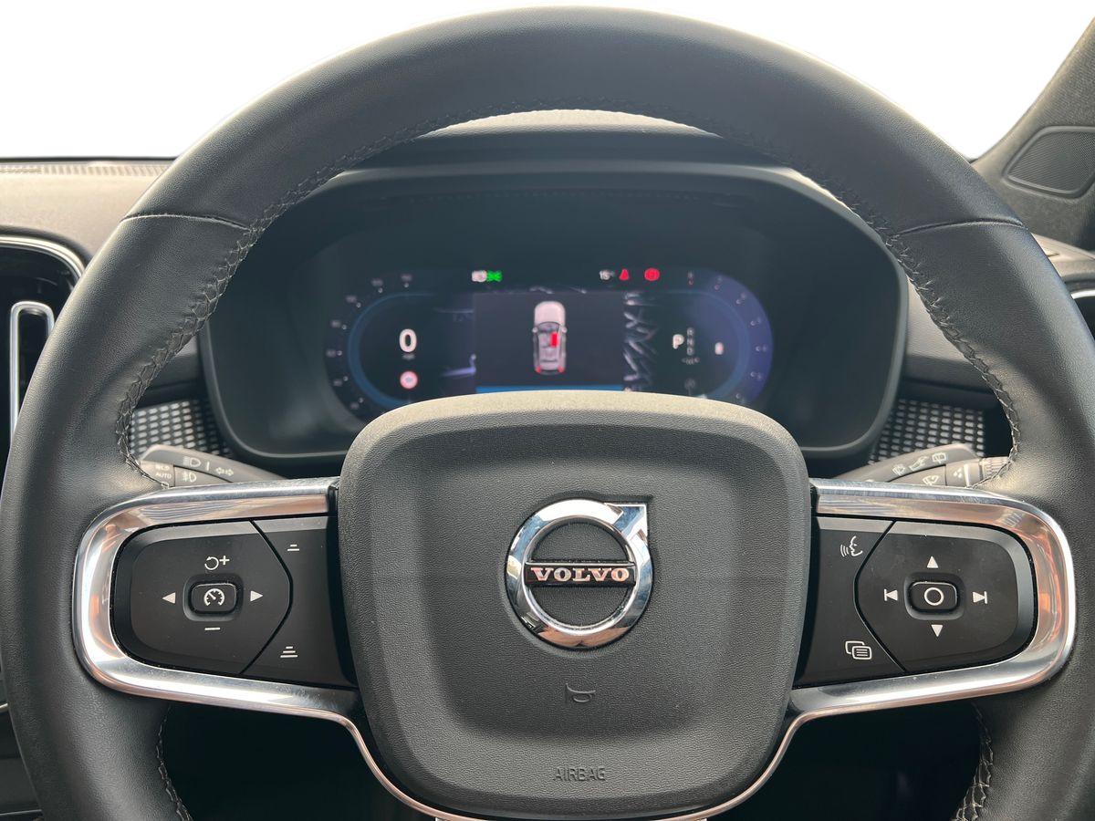 Used Volvo XC40 2023 for sale - 76568139: Photo 13