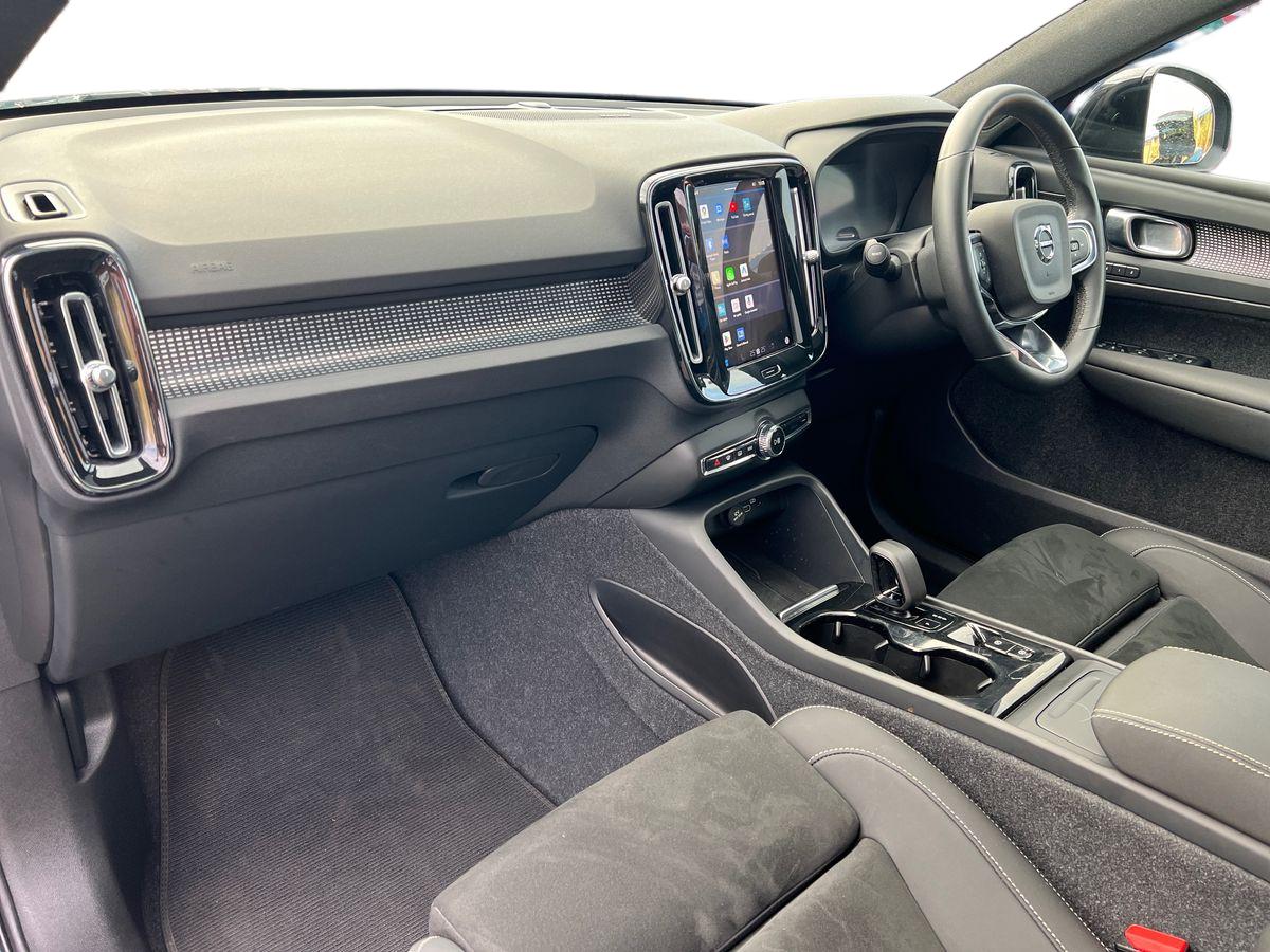 Used Volvo XC40 2023 for sale - 76568139: Photo 15