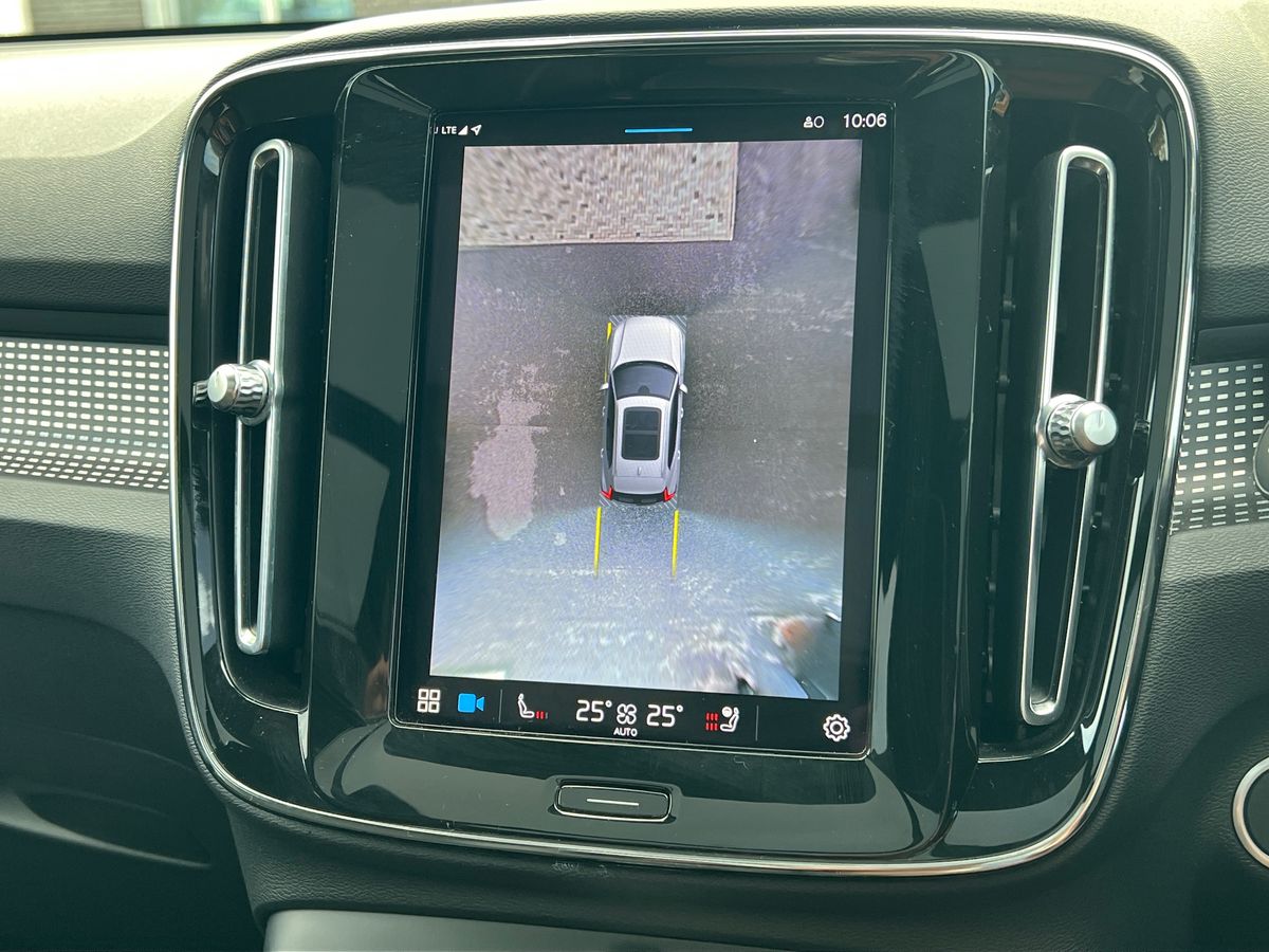 Used Volvo XC40 2023 for sale - 76568139: Photo 19