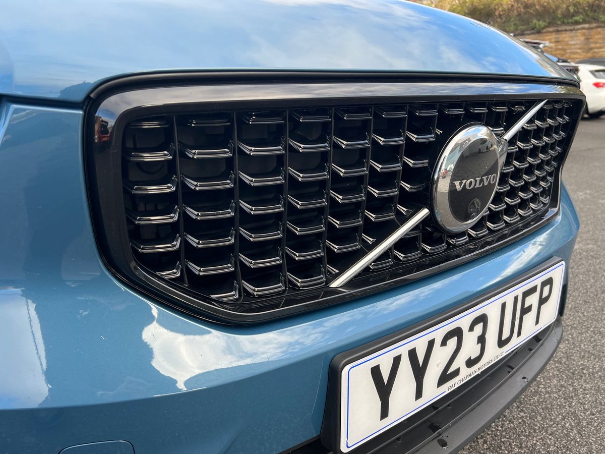 Used Volvo XC40 2023 for sale - 76568139: Photo 23