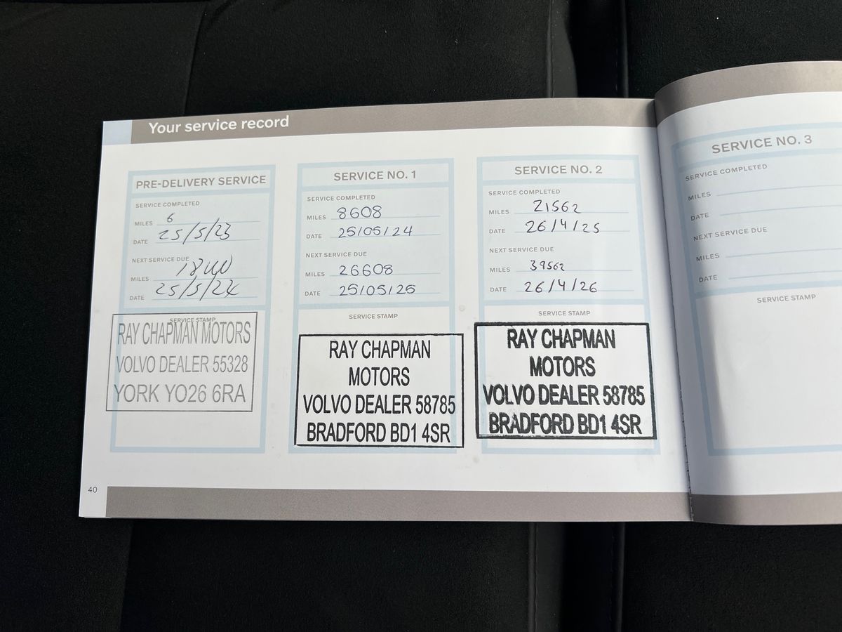 Used Volvo XC40 2023 for sale - 76568139: Photo 25