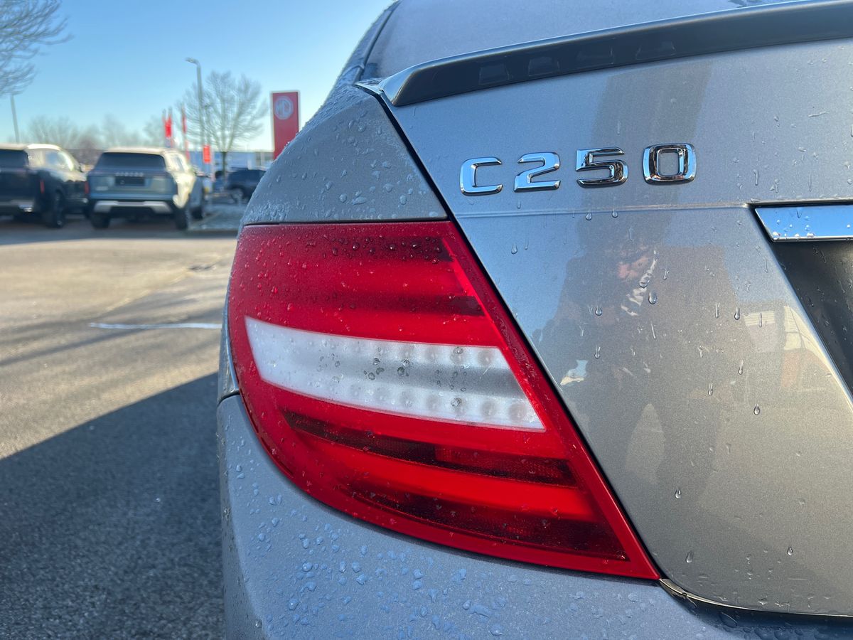 Used Mercedes-Benz C Class 2014 for sale - 77556801: Photo 21