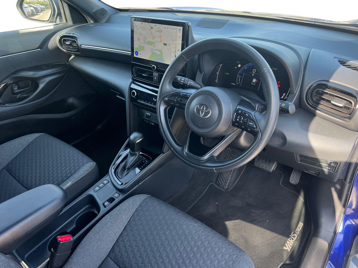 Used Toyota Yaris Cross 2024 for sale - 77942049: Photo 10