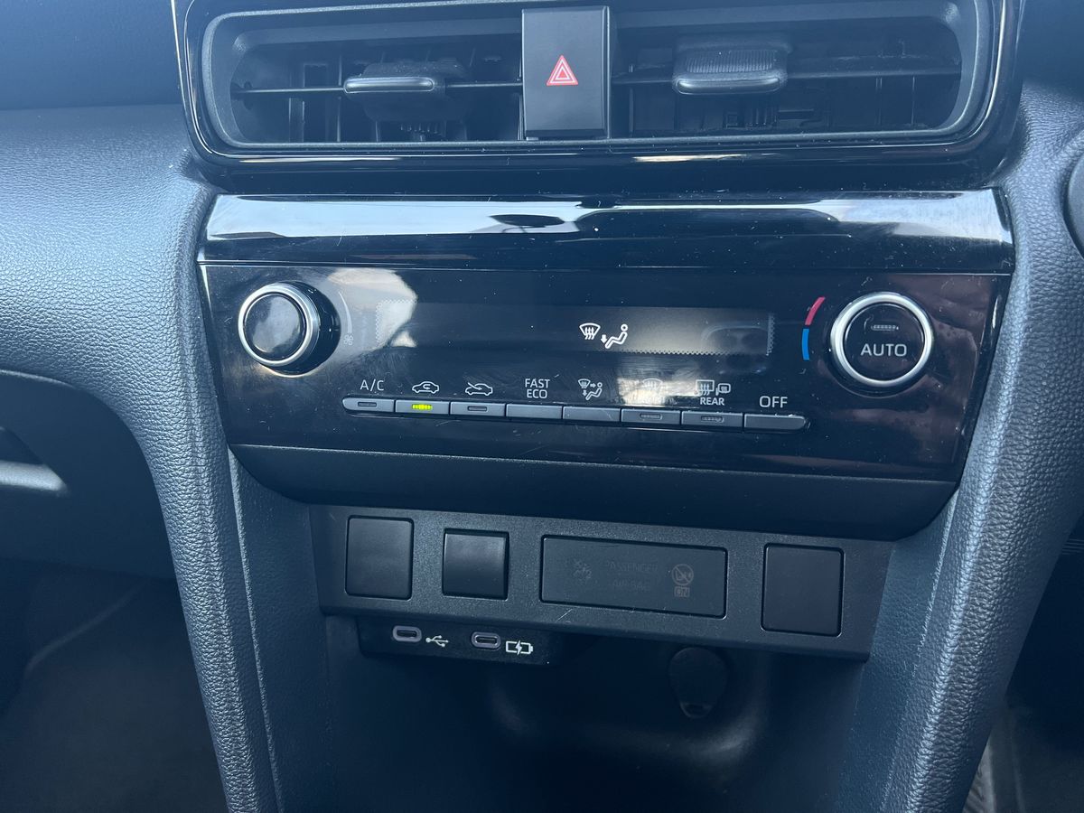 Used Toyota Yaris Cross 2024 for sale - 77942049: Photo 24