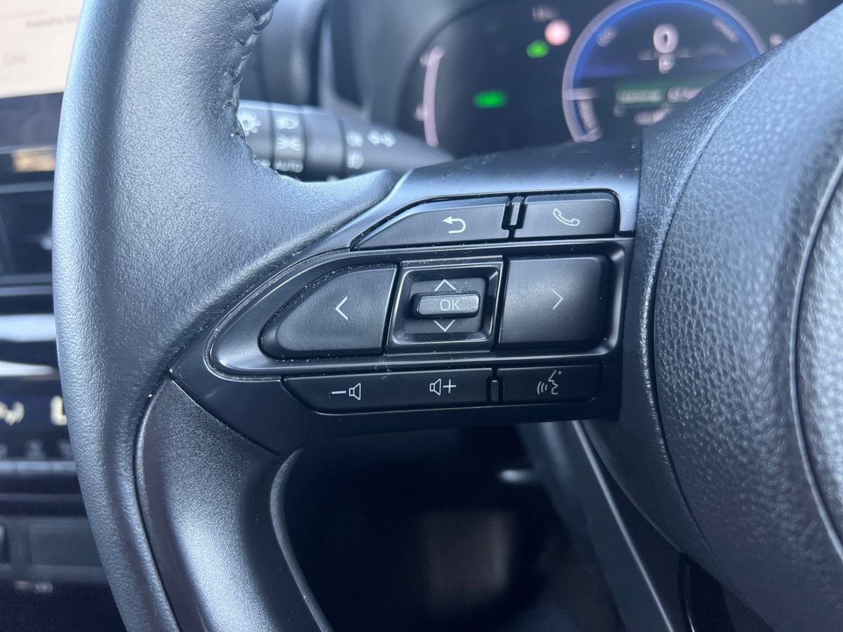 Used Toyota Yaris Cross 2024 for sale - 77942049: Photo 37