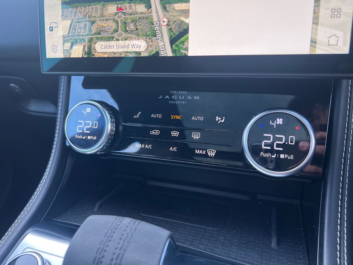 Used Jaguar F-Pace 2020 for sale - 77380937: Photo 29