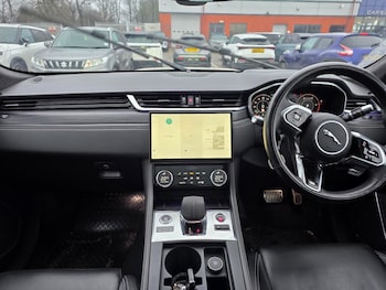 Used Jaguar F-Pace 2020 for sale - 77380937: Photo