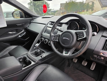 Used Jaguar E-Pace 2020 for sale - 79252337: Photo