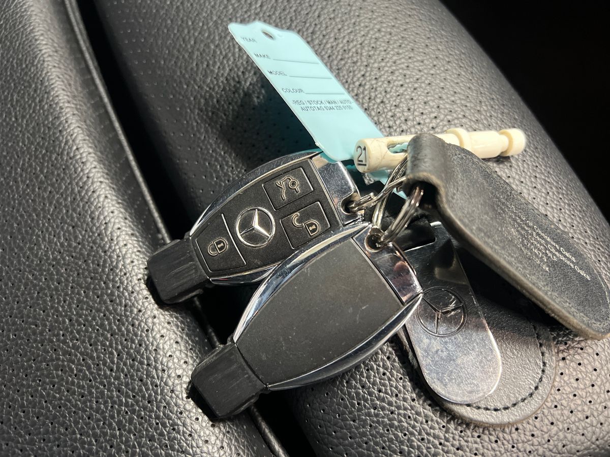 Used Mercedes-Benz C Class 2017 for sale - 77927420: Photo 27