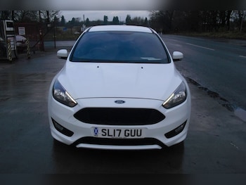 Used Ford Focus 2017 for sale - 77463936: Photo