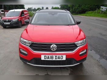 Used Volkswagen T-Roc 2018 for sale - 79022942: Photo