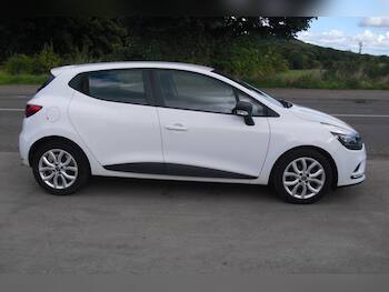 Used Renault Clio 2017 for sale - 79843503: Photo